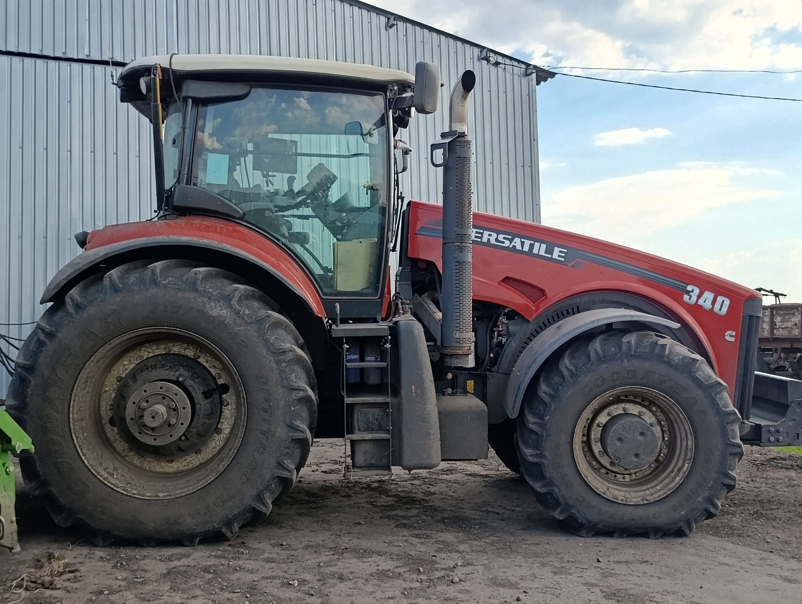 Трактор BUHLER Versatile 340 (Бюлер Версатайл 340) 2017 г.в. 4149 м/ч — изображение 4